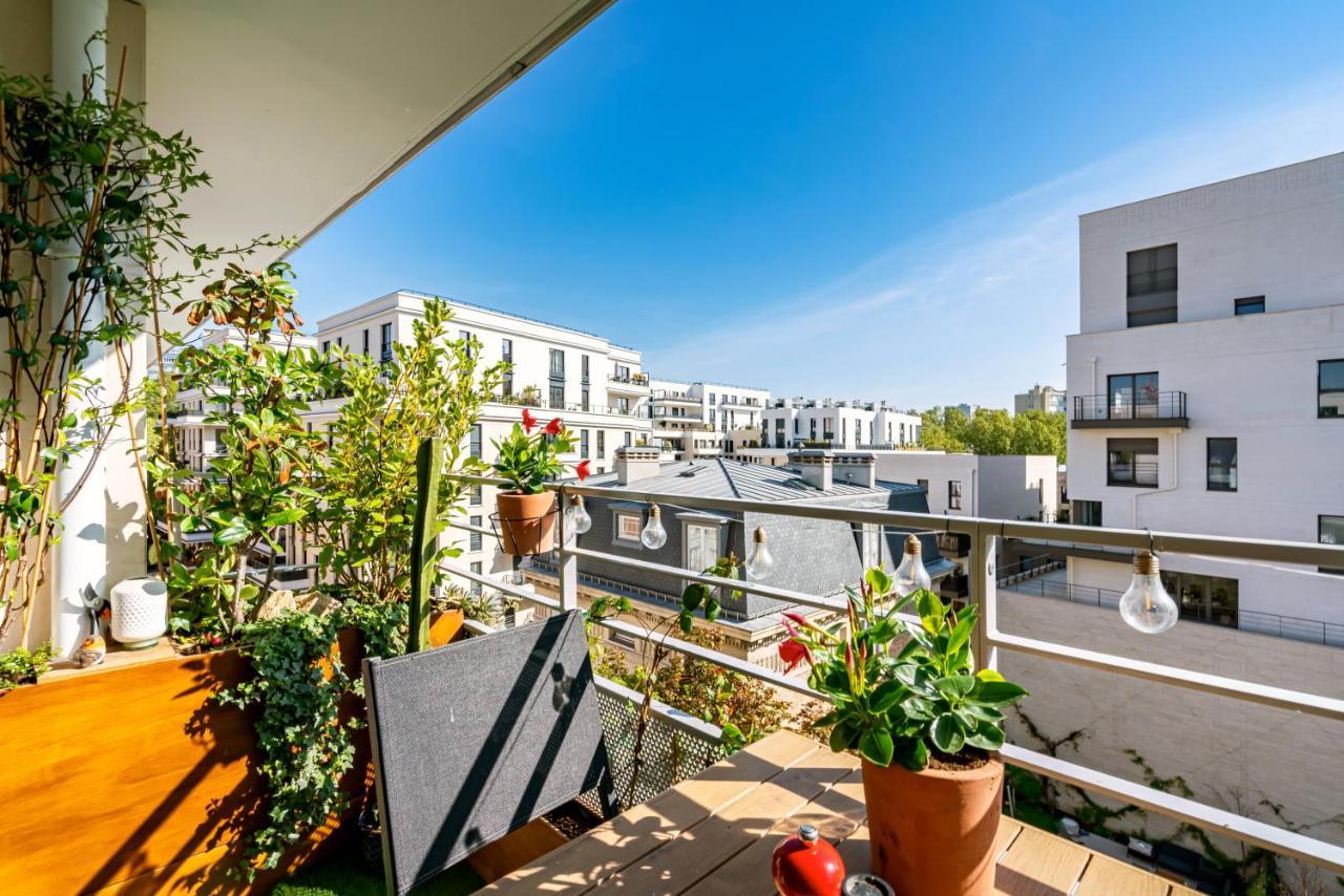 Stunning Apartment With Balcony To Visit Paris Levallois-Perret Esterno foto